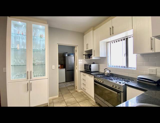 3 BEDROOM HOUSE FOR SALE IN DWARSKERSBOS